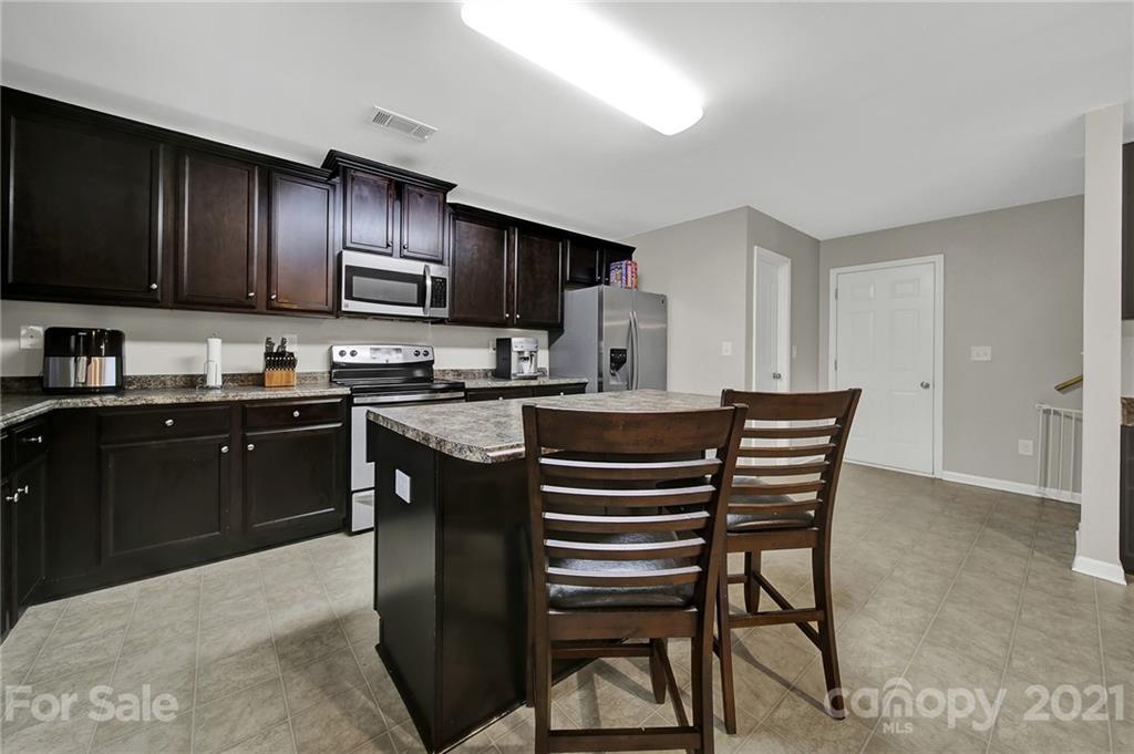 4912 McClure Road Charlotte, NC 28216 - Photo 18 of 48