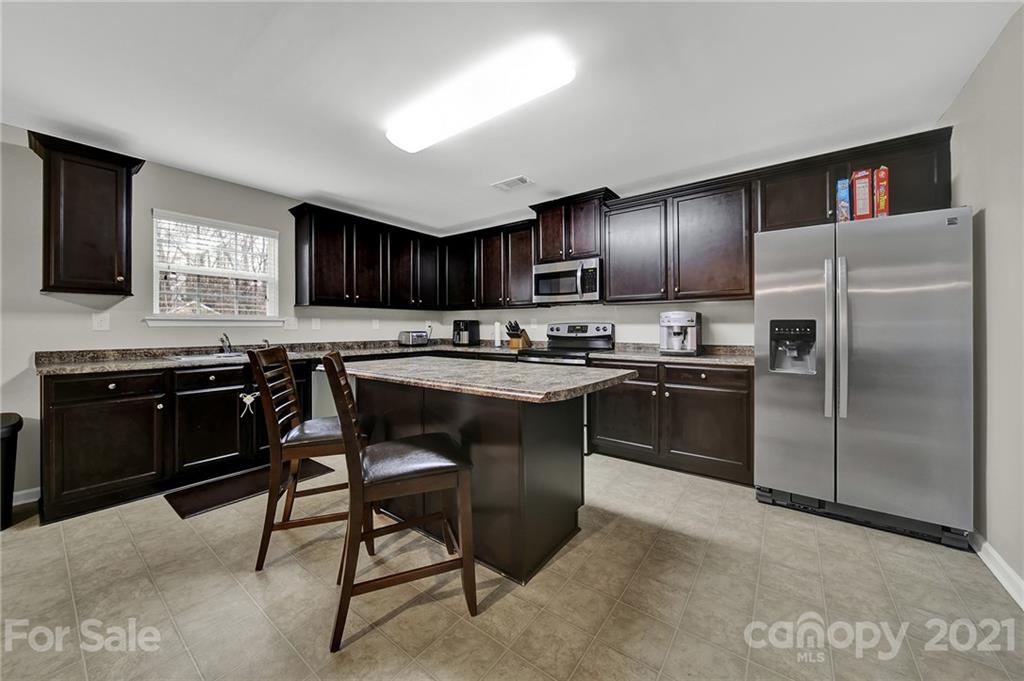 4912 McClure Road Charlotte, NC 28216 - Photo 21 of 48
