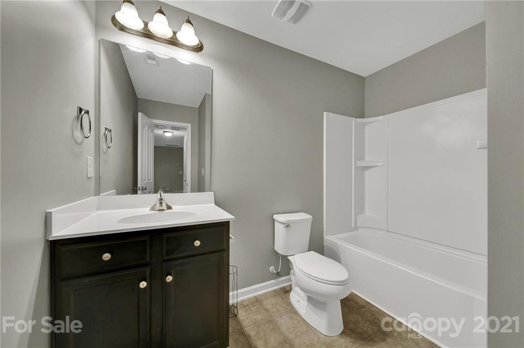 4912 McClure Road Charlotte, NC 28216 - Photo 27 of 48