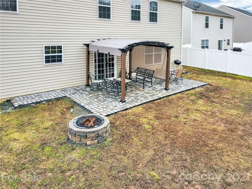 4912 McClure Road Charlotte, NC 28216 - Photo 42 of 48