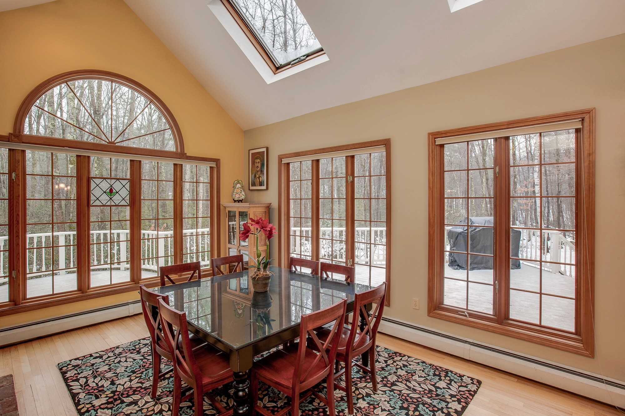 20 Old Farm Road Bedford, NH 03110 - Photo 18 of 40 Gallery Image 18