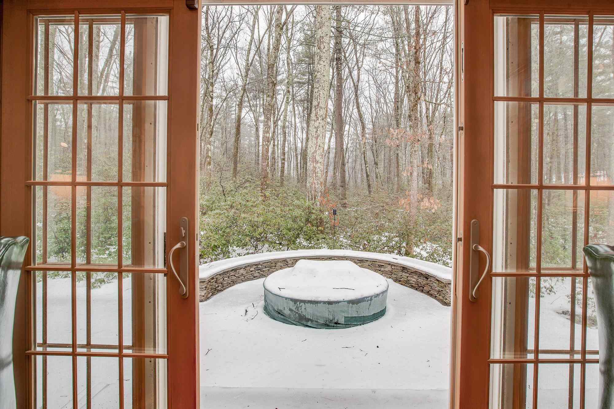 20 Old Farm Road Bedford, NH 03110 - Photo 24 of 40 Gallery Image 24