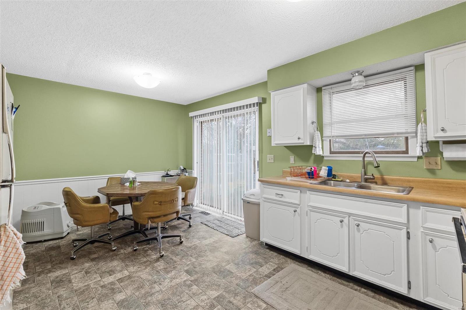 940 Old Bryan Road O'Fallon, MO 63366 - Photo 5 of 27 Gallery Image 5