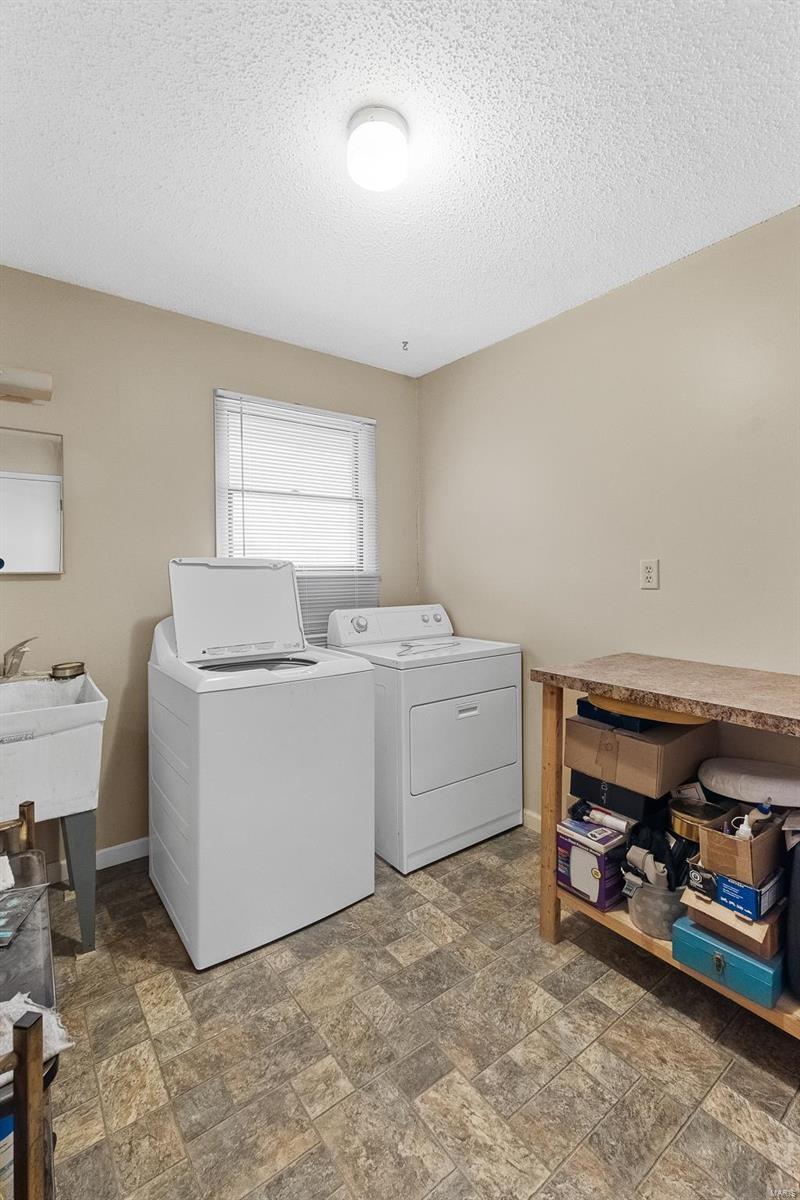 940 Old Bryan Road O'Fallon, MO 63366 - Photo 8 of 27 Gallery Image 8
