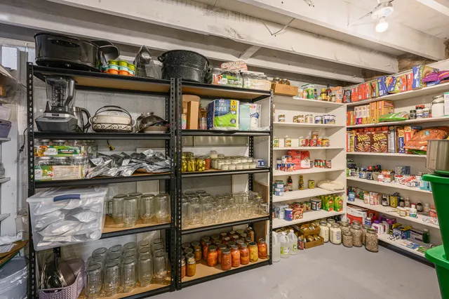 $225,000 | 631 Marsh Road, Plainwell, MI 49080