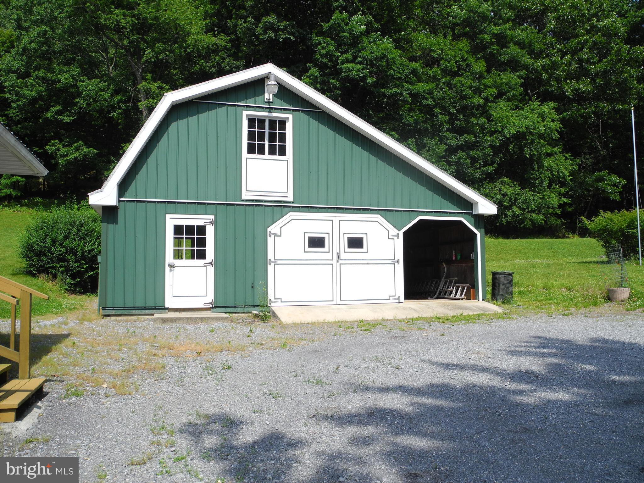 13204 Draper Road Clear Spring, MD 21722 - Photo 40 of 44 Garage w/shop