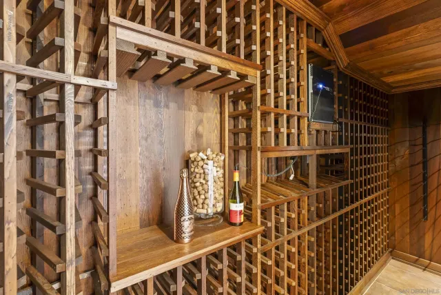 $3,049,000 | 7424 La Mantanza, San Diego, CA 92127