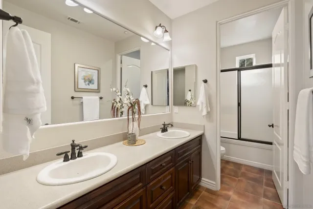 $3,049,000 | 7424 La Mantanza, San Diego, CA 92127