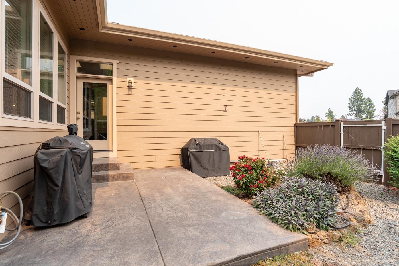 61118 Aspen Rim Lane Bend, OR 97702 - Photo 21 of 25 Additional Photo