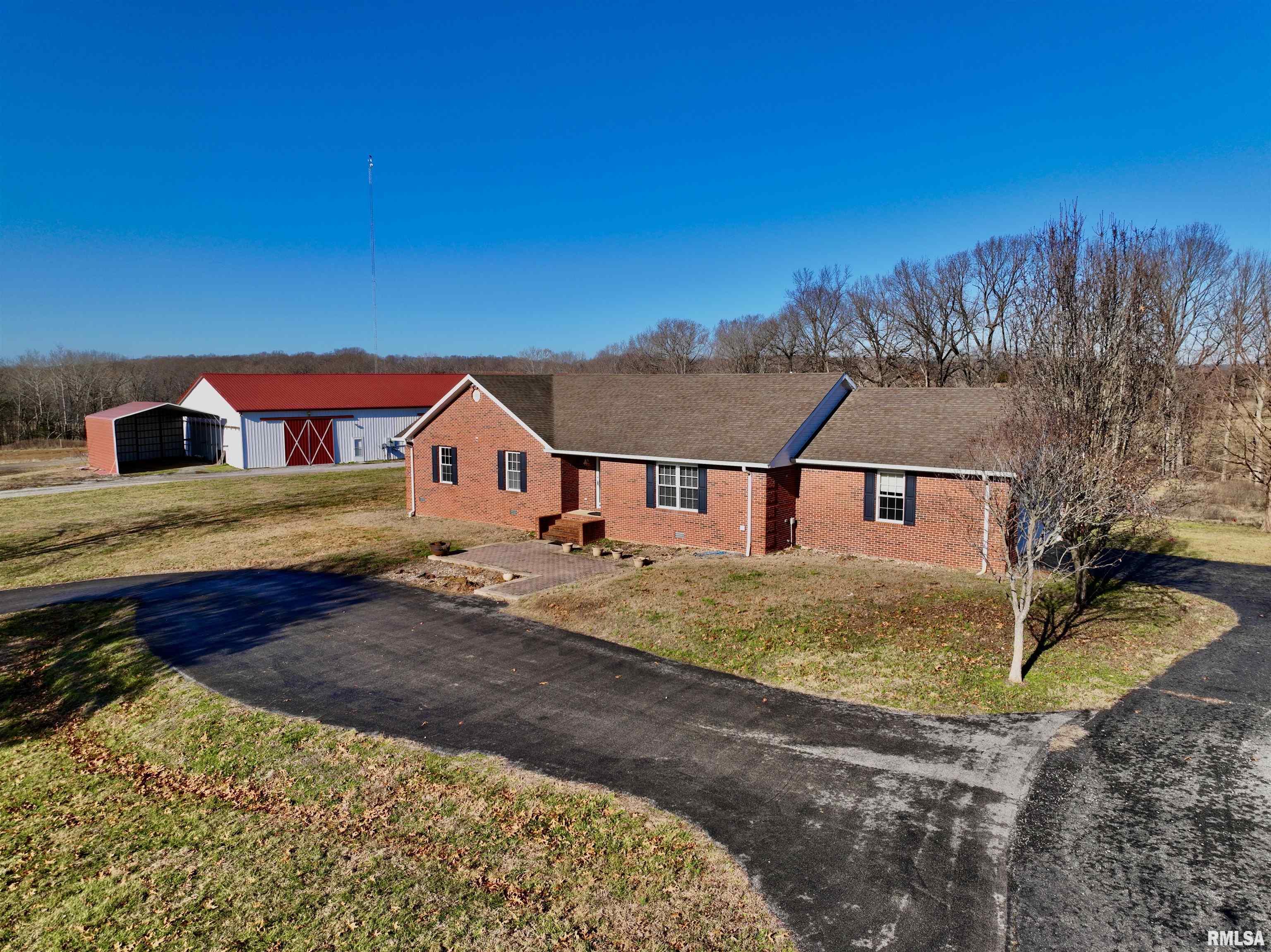 1505 Dutchman Lake Road Vienna, IL 62995 - Photo 5 of 59