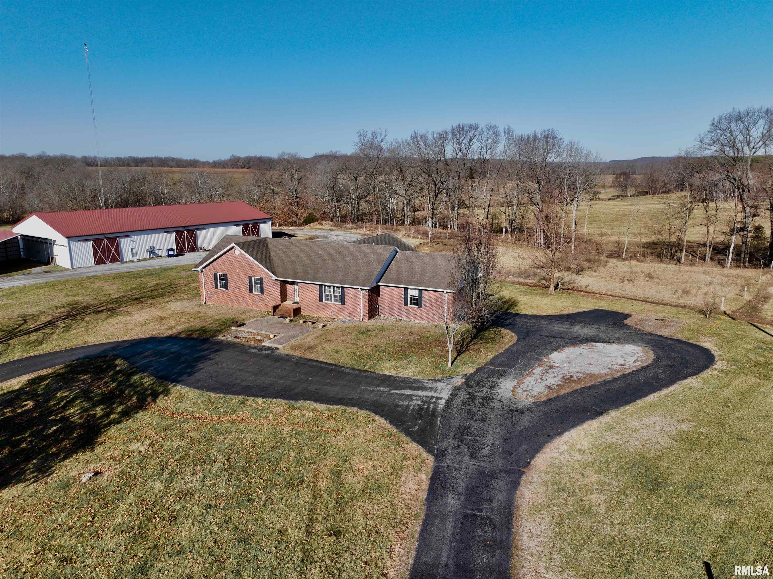 1505 Dutchman Lake Road Vienna, IL 62995 - Photo 6 of 59