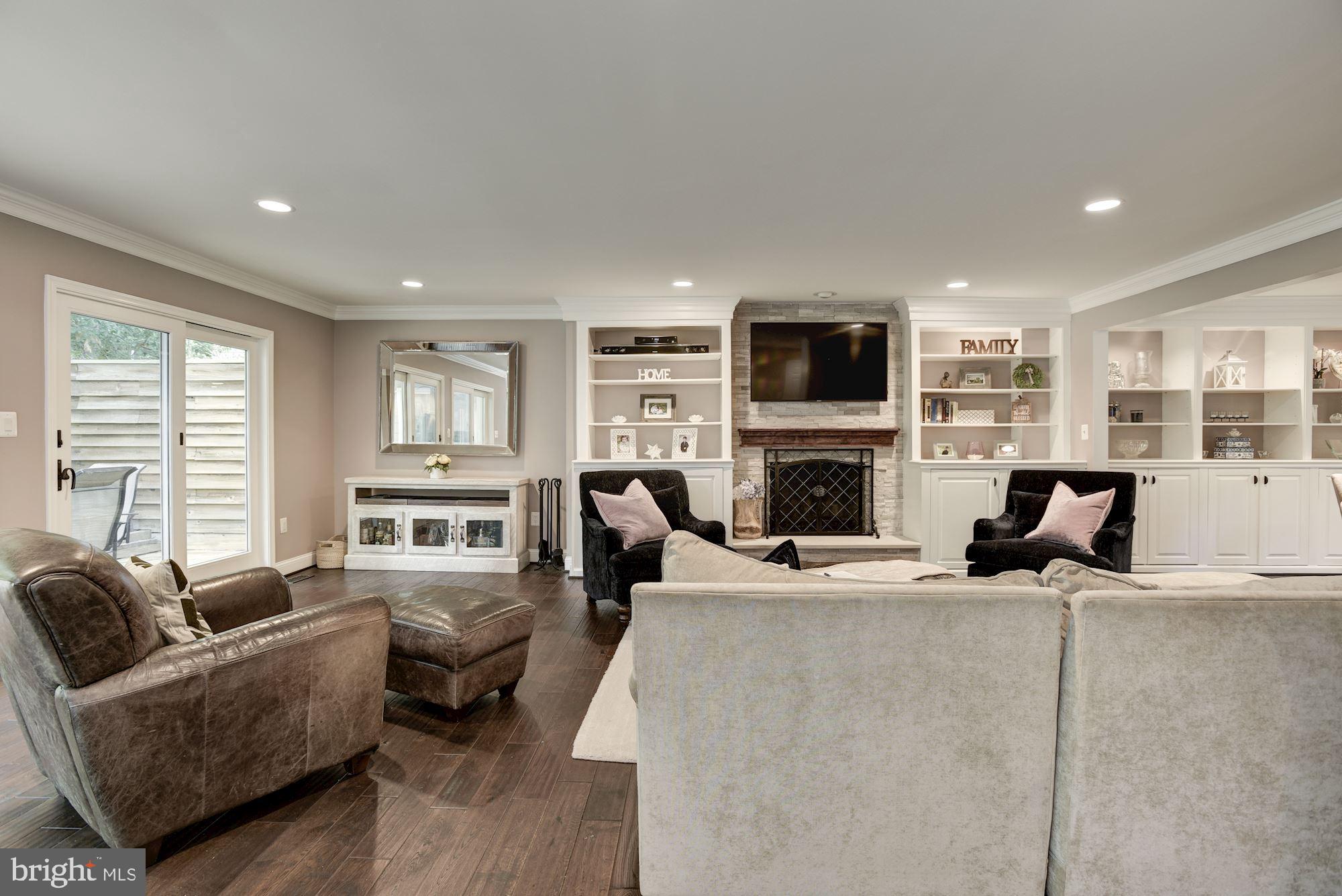 1932 Barton Hill Road Reston, VA 20191 - Photo 6 of 75