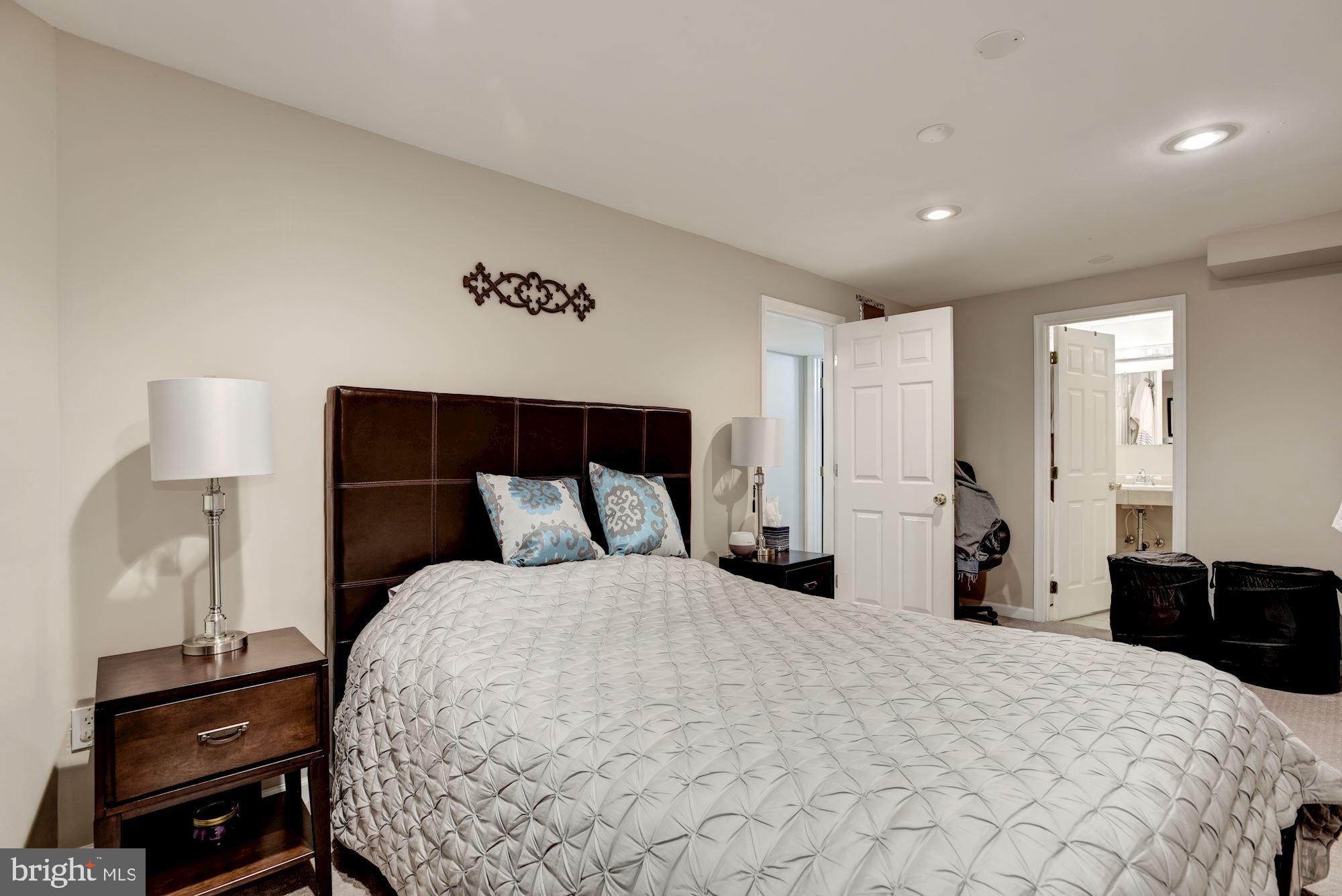 1932 Barton Hill Road Reston, VA 20191 - Photo 58 of 75