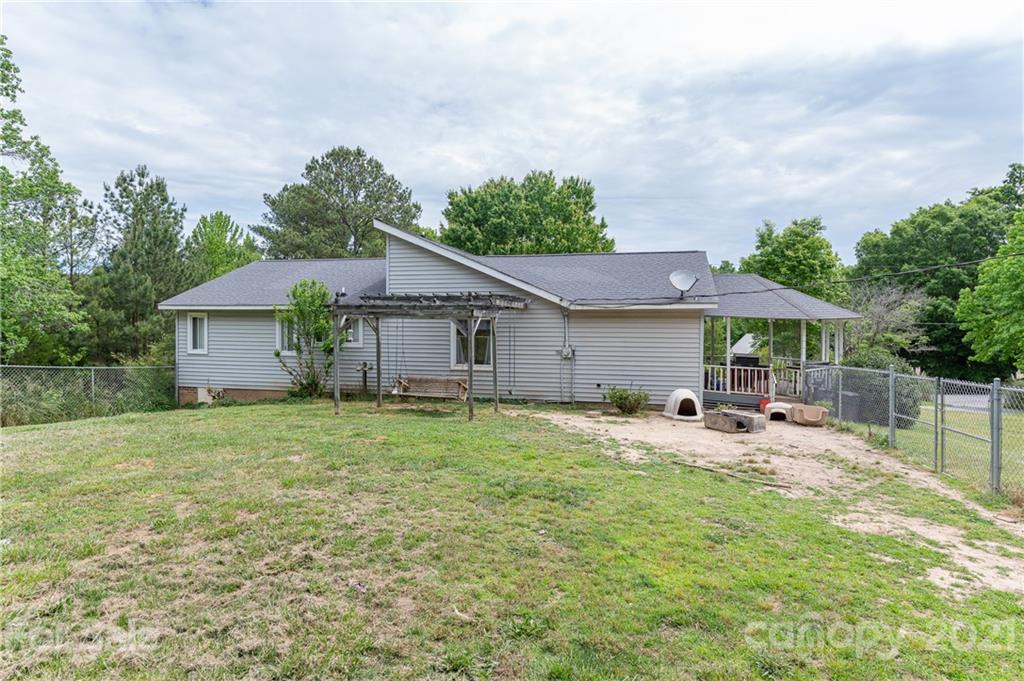 2026 State Rd S-29-726 Lancaster, SC 29720 - Photo 29 of 29 a house view with a sitting space and garden