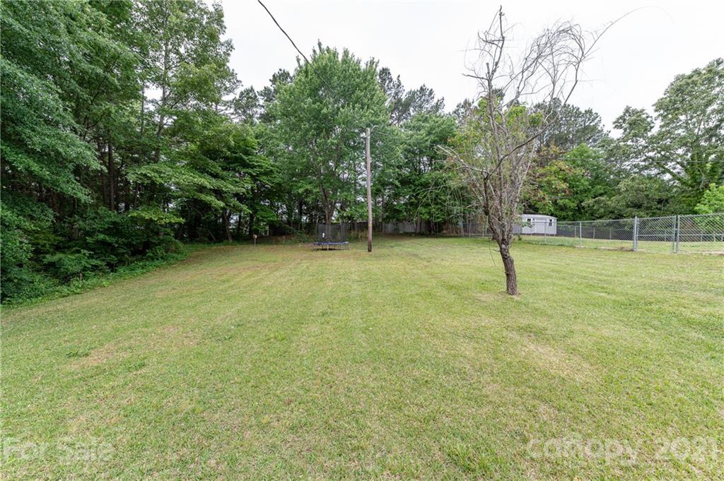 2026 State Rd S-29-726 Lancaster, SC 29720 - Photo 7 of 29 a view of a basketball court