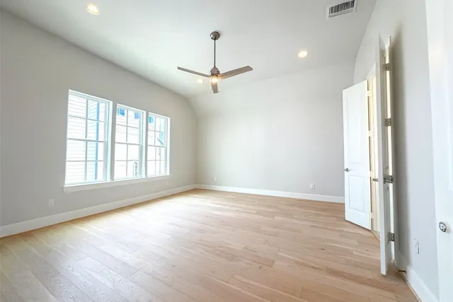 $525,000 | 11069 Chatterton Drive, Houston, TX 77043