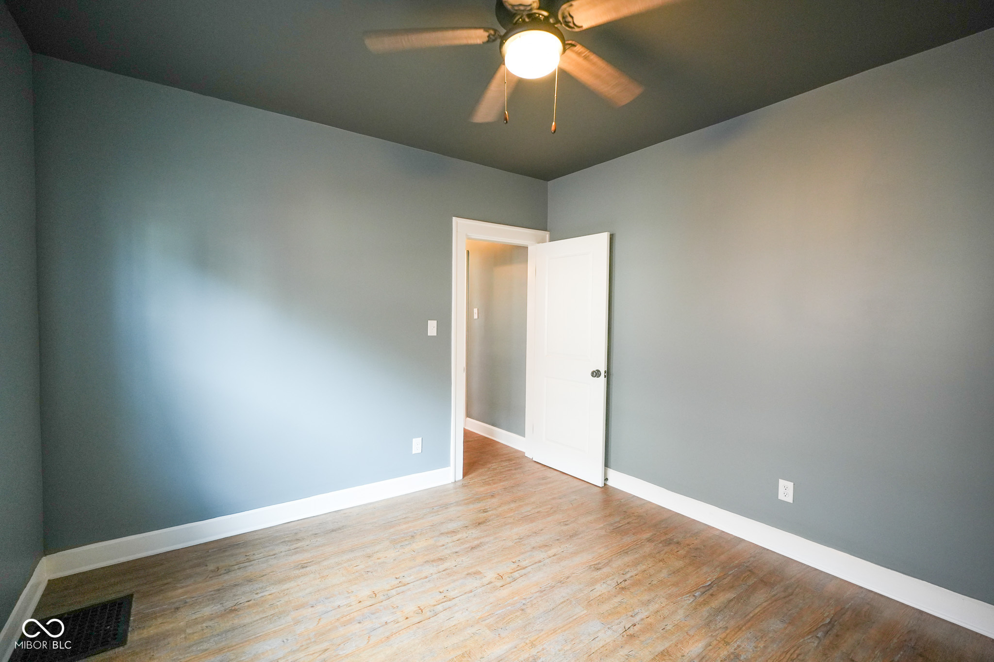 252 Eastern Avenue Indianapolis, IN 46201 - Photo 18 of 23