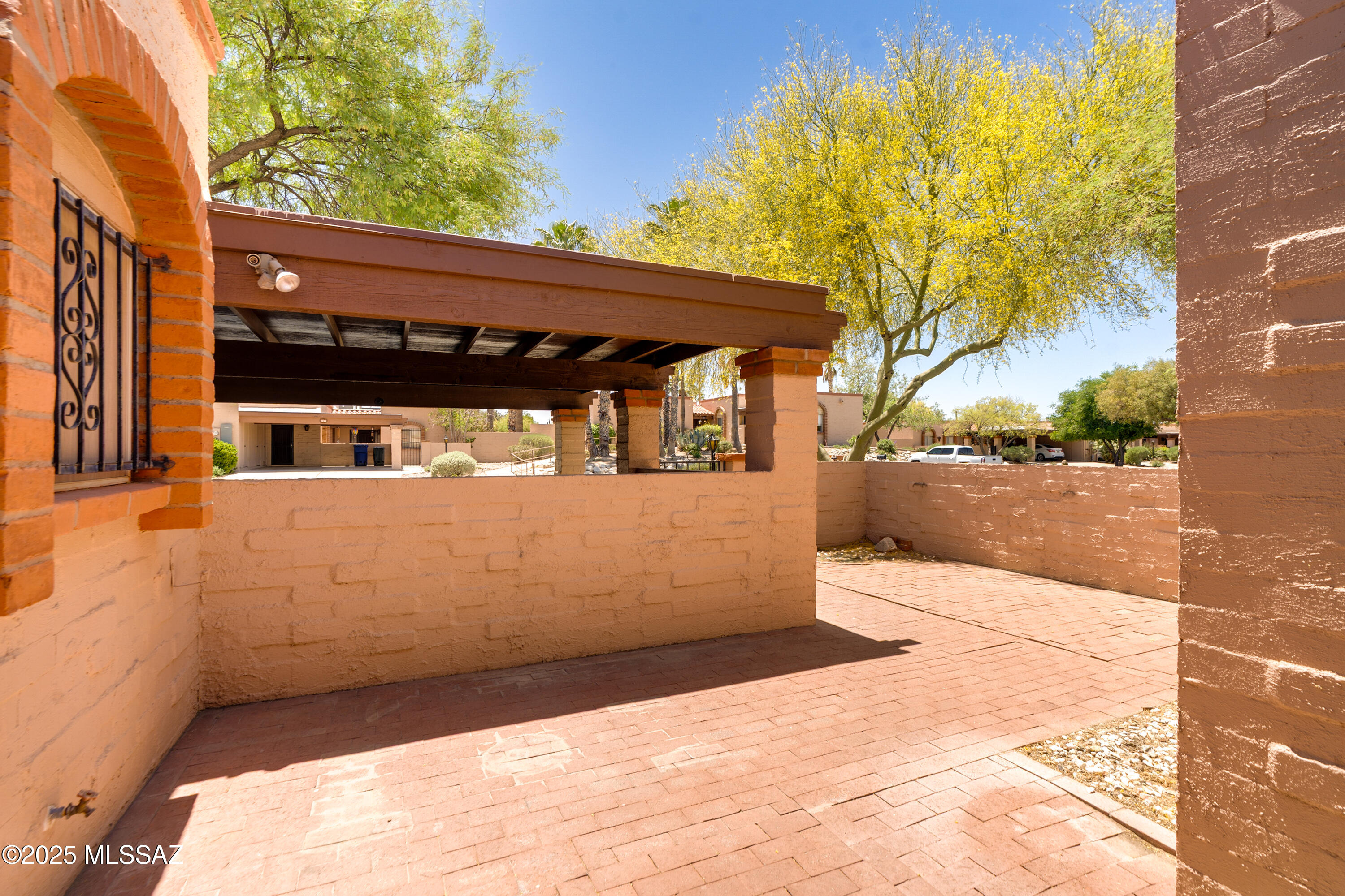 4239 East Allison Road Tucson, AZ 85712 - Photo 9 of 50 Gallery Image 9
