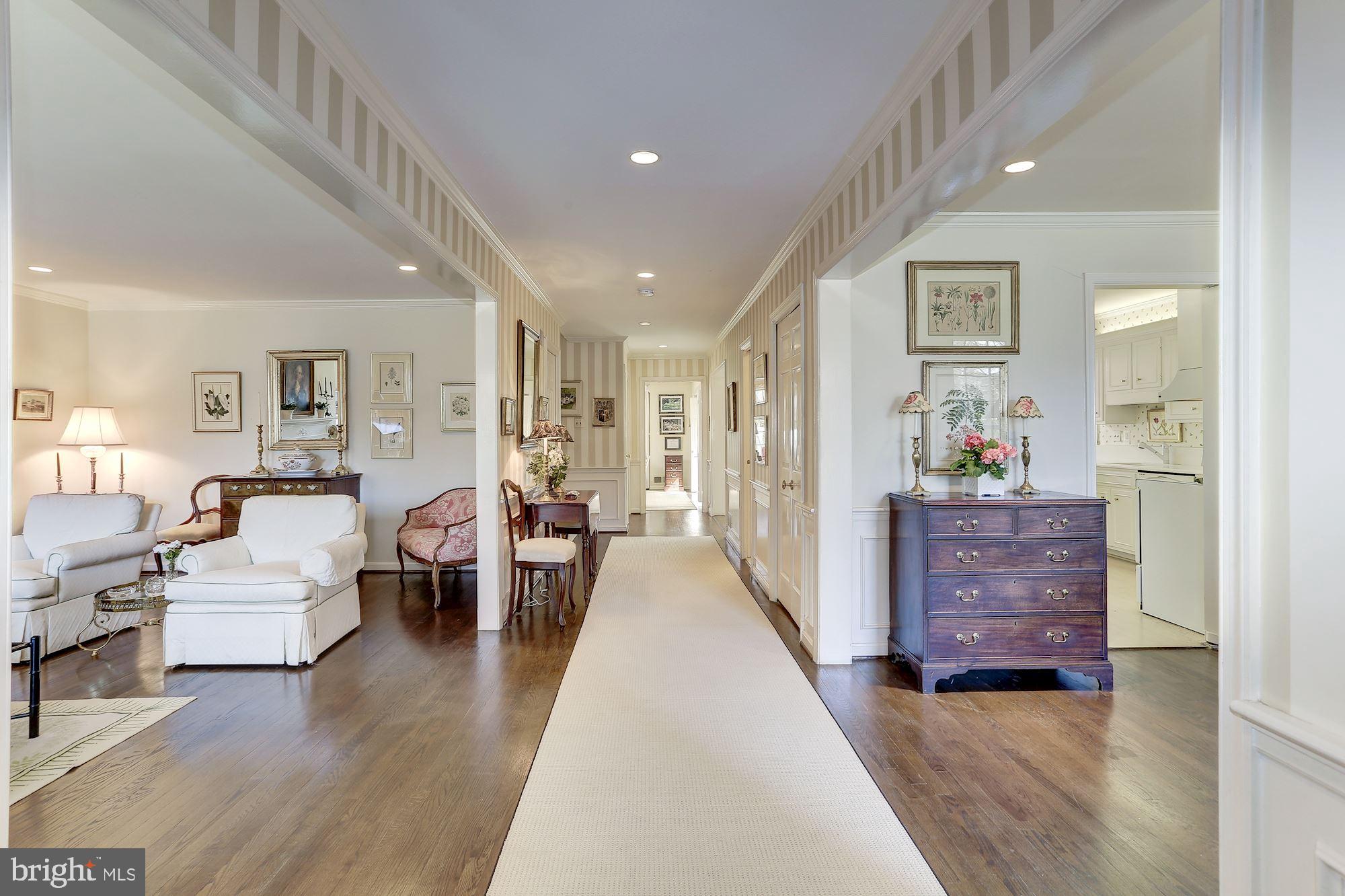 4401 Tournay Road Bethesda, MD 20816 - Photo 2 of 39 Center hall