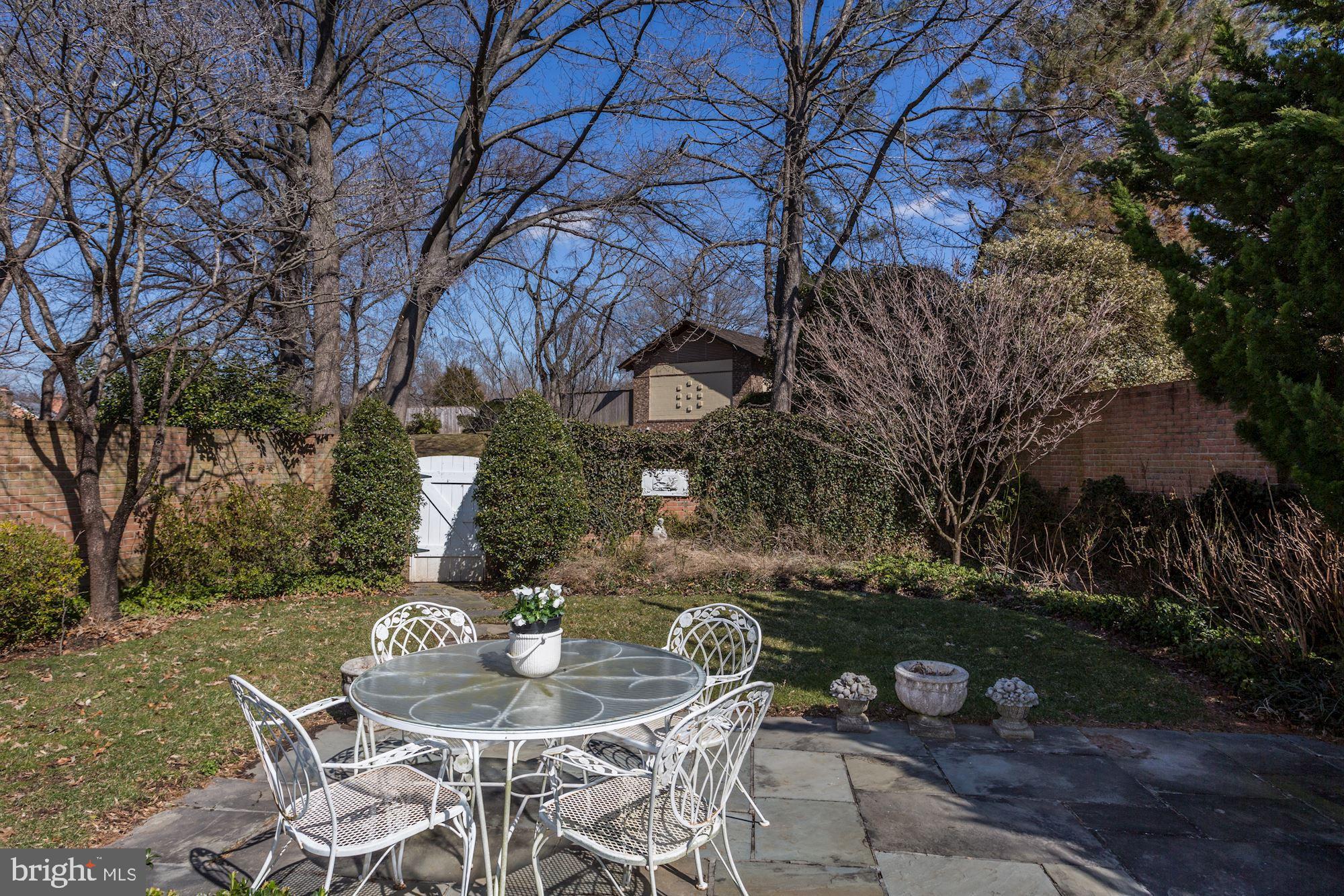 4401 Tournay Road Bethesda, MD 20816 - Photo 34 of 39 Terrace