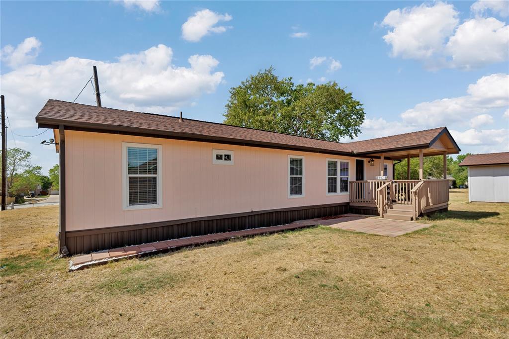 4405 Ray White Road Fort Worth, TX 76244 - Photo 3 of 27 Cute home with plenty of privacy.