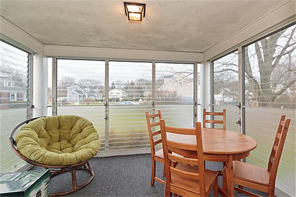 32 Mayflower Road Woburn, MA 01801 - Photo 13 of 30 Gallery Image 13