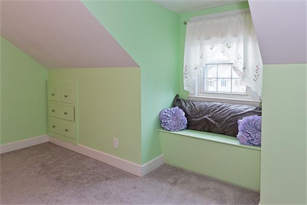 32 Mayflower Road Woburn, MA 01801 - Photo 18 of 30 Gallery Image 18