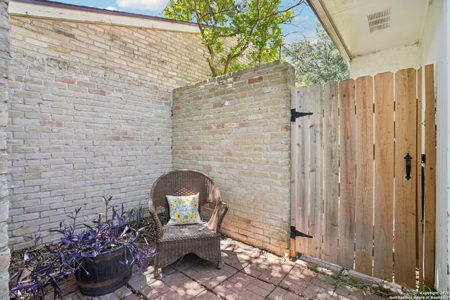 $239,950 | 13823 Brays Forest, San Antonio, TX 78217