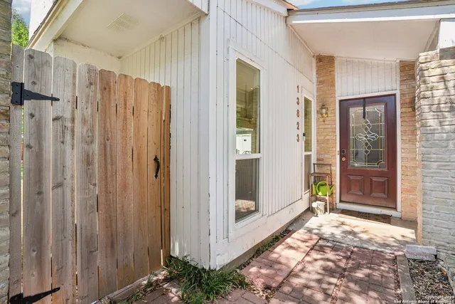$239,950 | 13823 Brays Forest, San Antonio, TX 78217