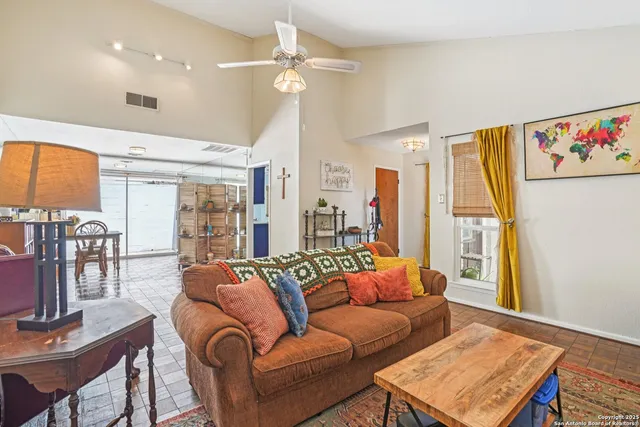 $239,950 | 13823 Brays Forest, San Antonio, TX 78217