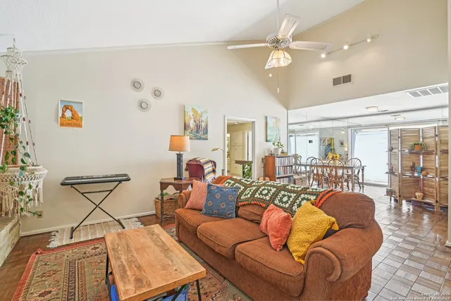 $239,950 | 13823 Brays Forest, San Antonio, TX 78217