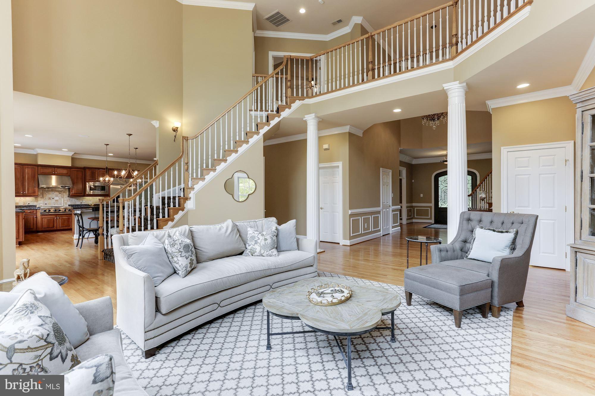 451 Walker Road Great Falls, VA 22066 - Photo 16 of 57 Gallery Image 16
