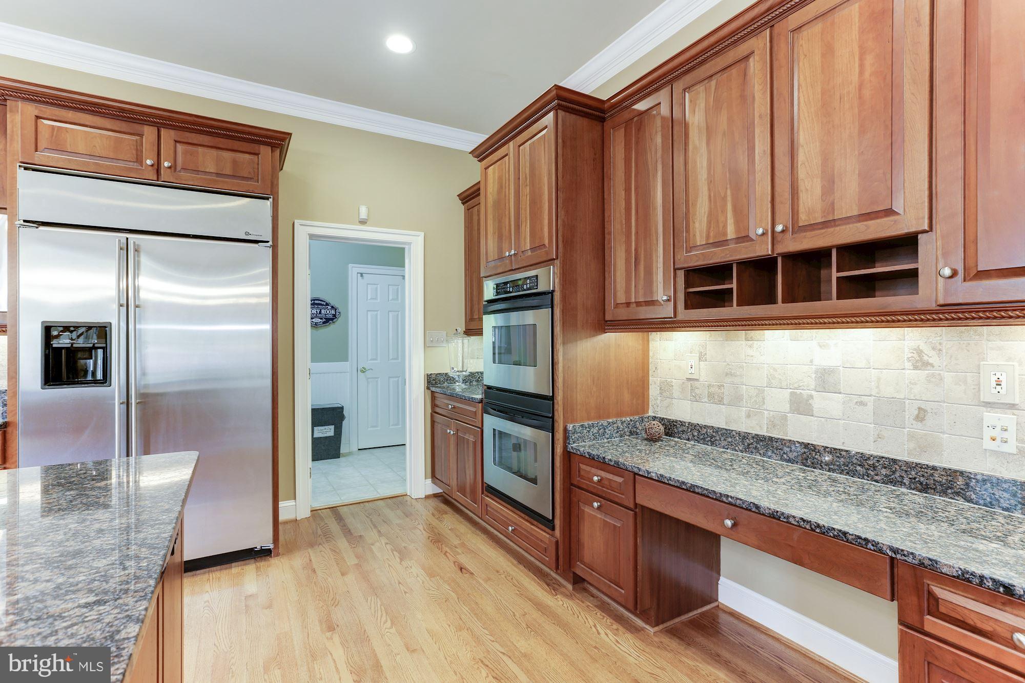 451 Walker Road Great Falls, VA 22066 - Photo 21 of 57 Gallery Image 21