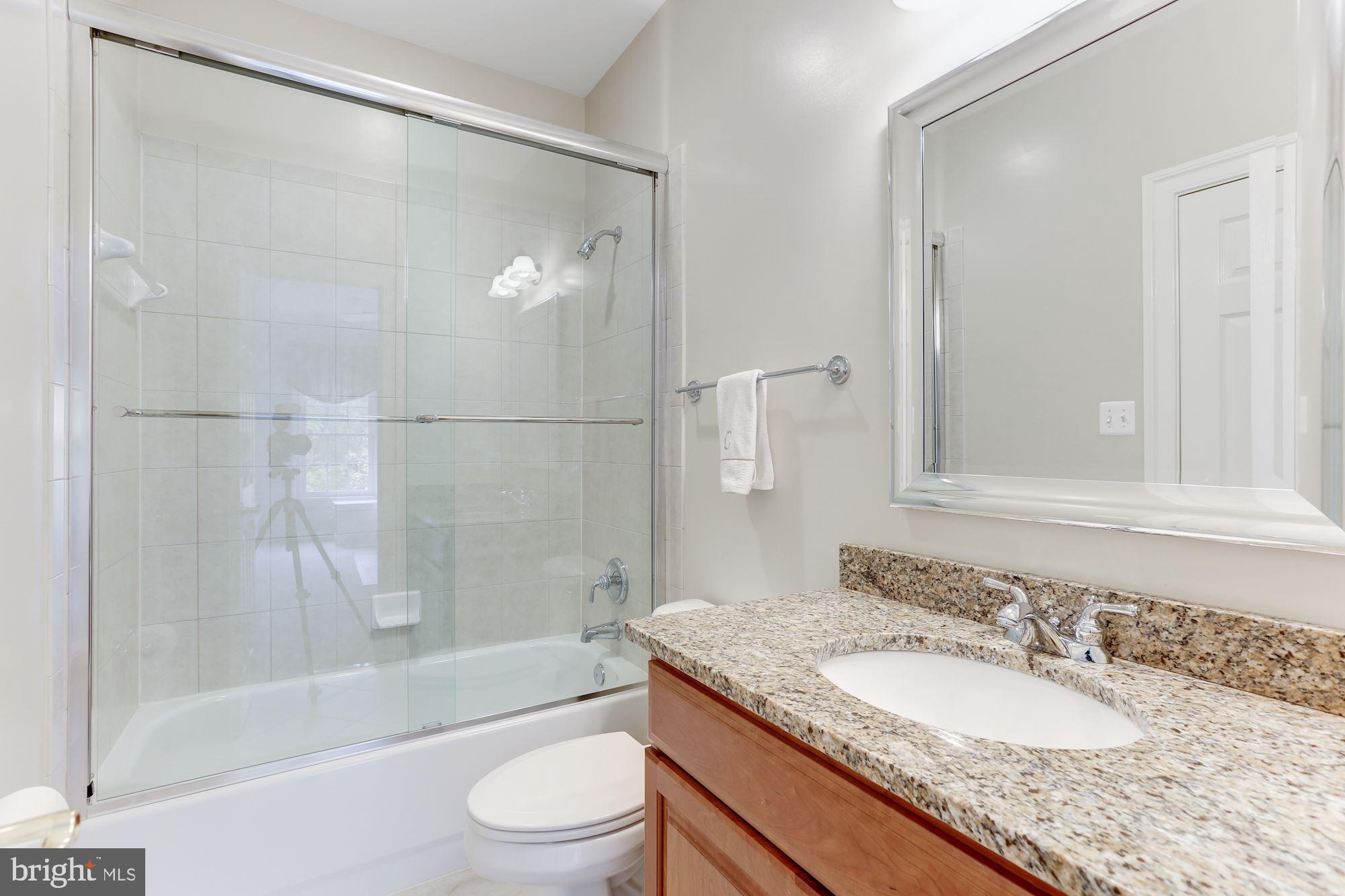 451 Walker Road Great Falls, VA 22066 - Photo 38 of 57 Gallery Image 38