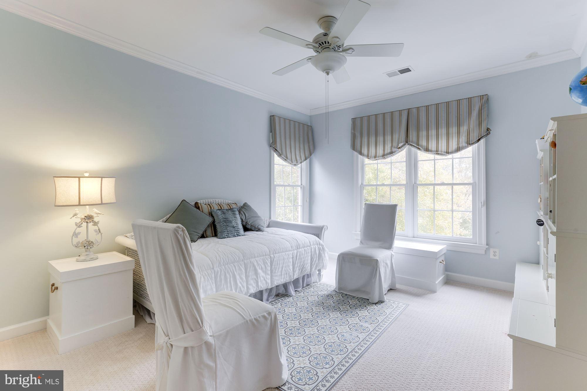 451 Walker Road Great Falls, VA 22066 - Photo 39 of 57 Gallery Image 39