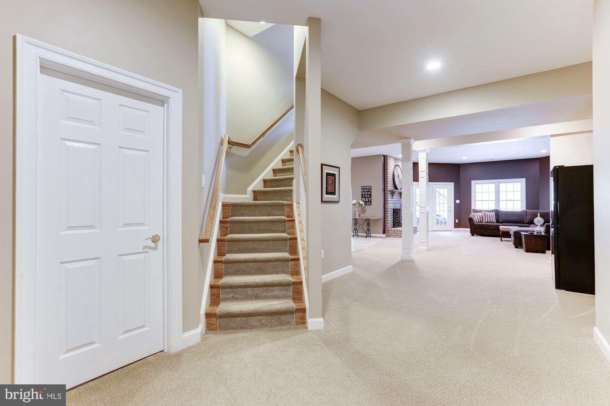 451 Walker Road Great Falls, VA 22066 - Photo 41 of 57 Gallery Image 41