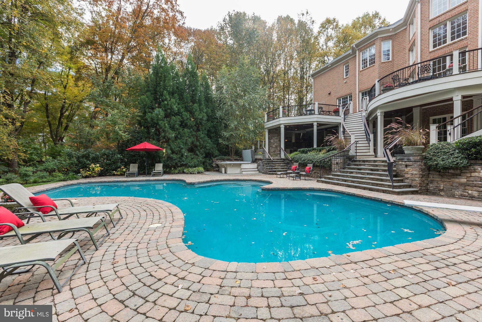 451 Walker Road Great Falls, VA 22066 - Photo 52 of 57 Gallery Image 52