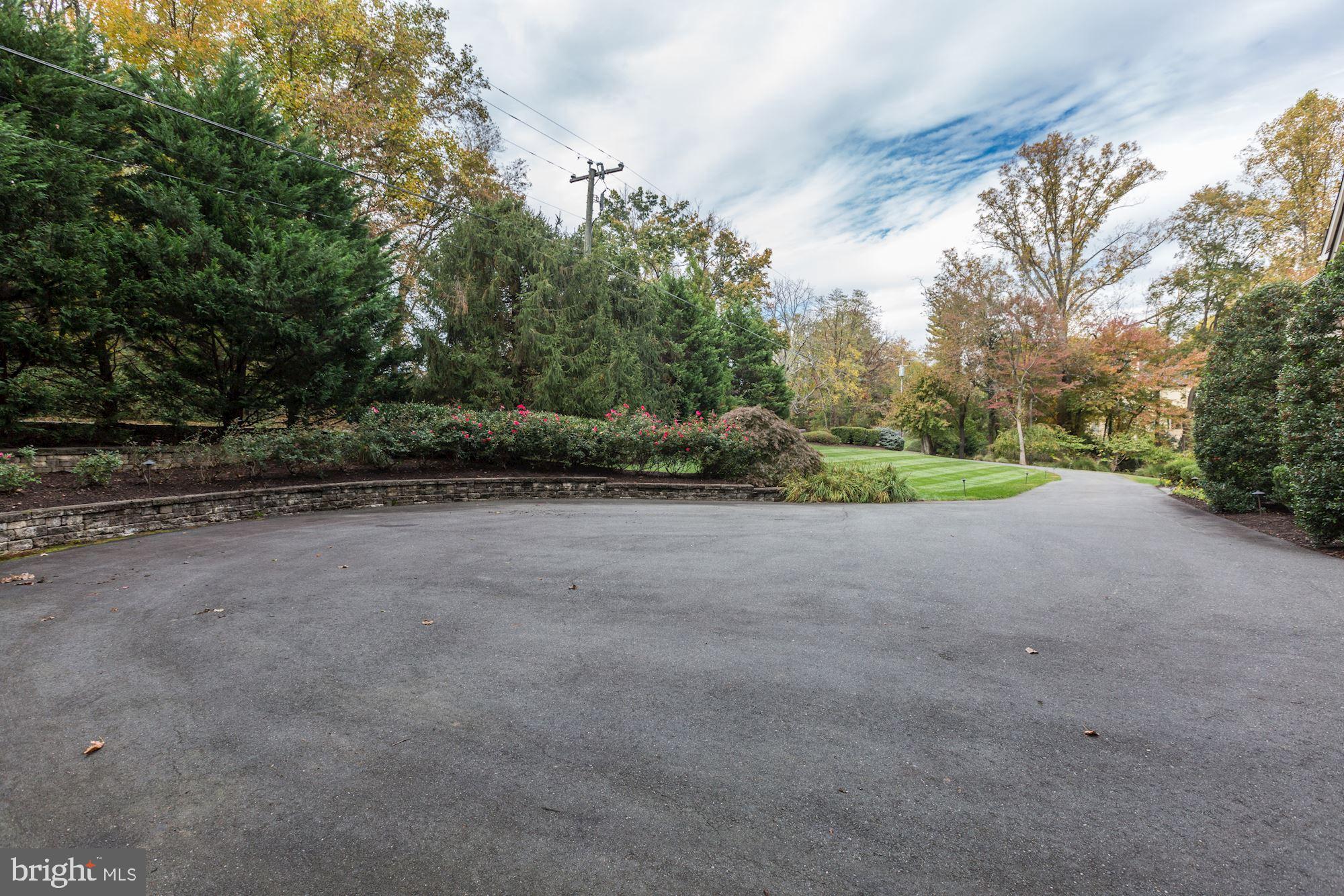 451 Walker Road Great Falls, VA 22066 - Photo 55 of 57 Gallery Image 55