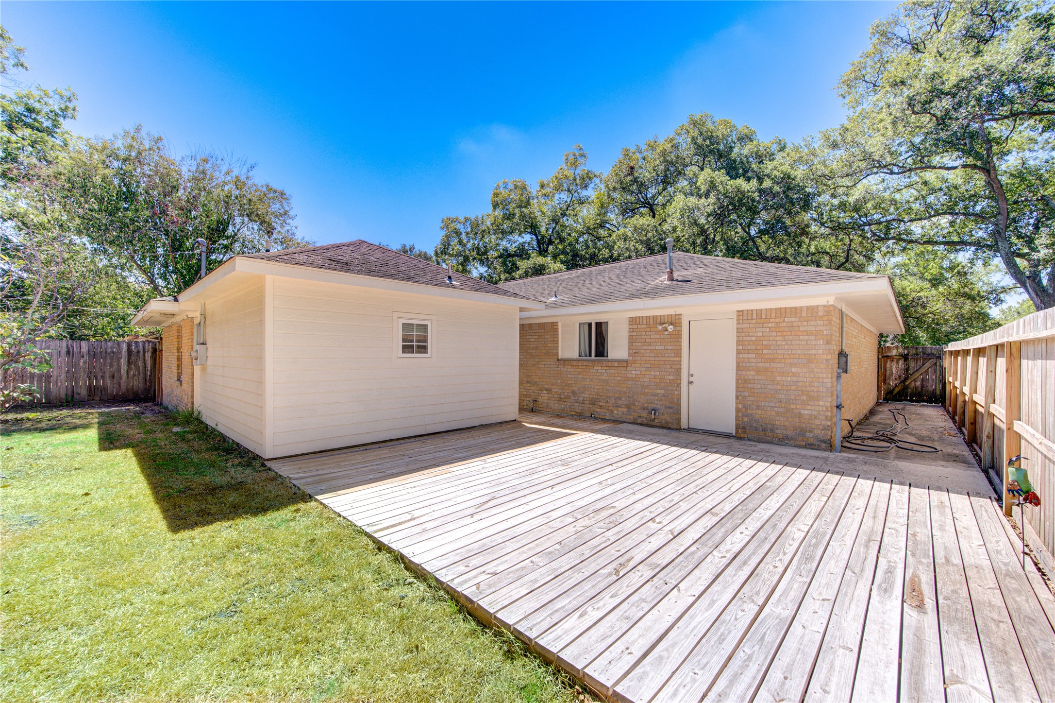 4306 Spellman Road Houston, TX 77035 - Photo 32 of 34
