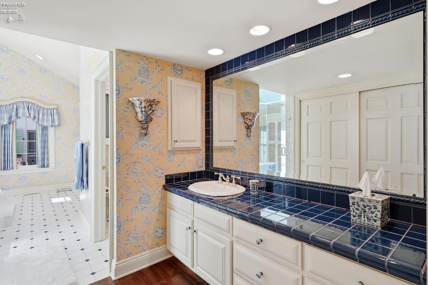 3941 North Cliff Road Port Clinton, OH 43452 - Photo 46 of 74 Gallery Image 46