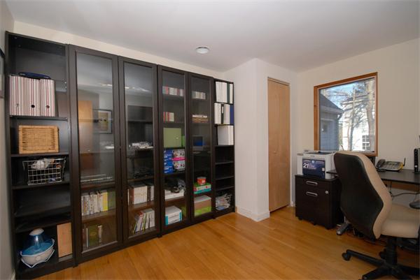 7 Lexington Avenue Lexington, MA 02421 - Photo 6 of 30