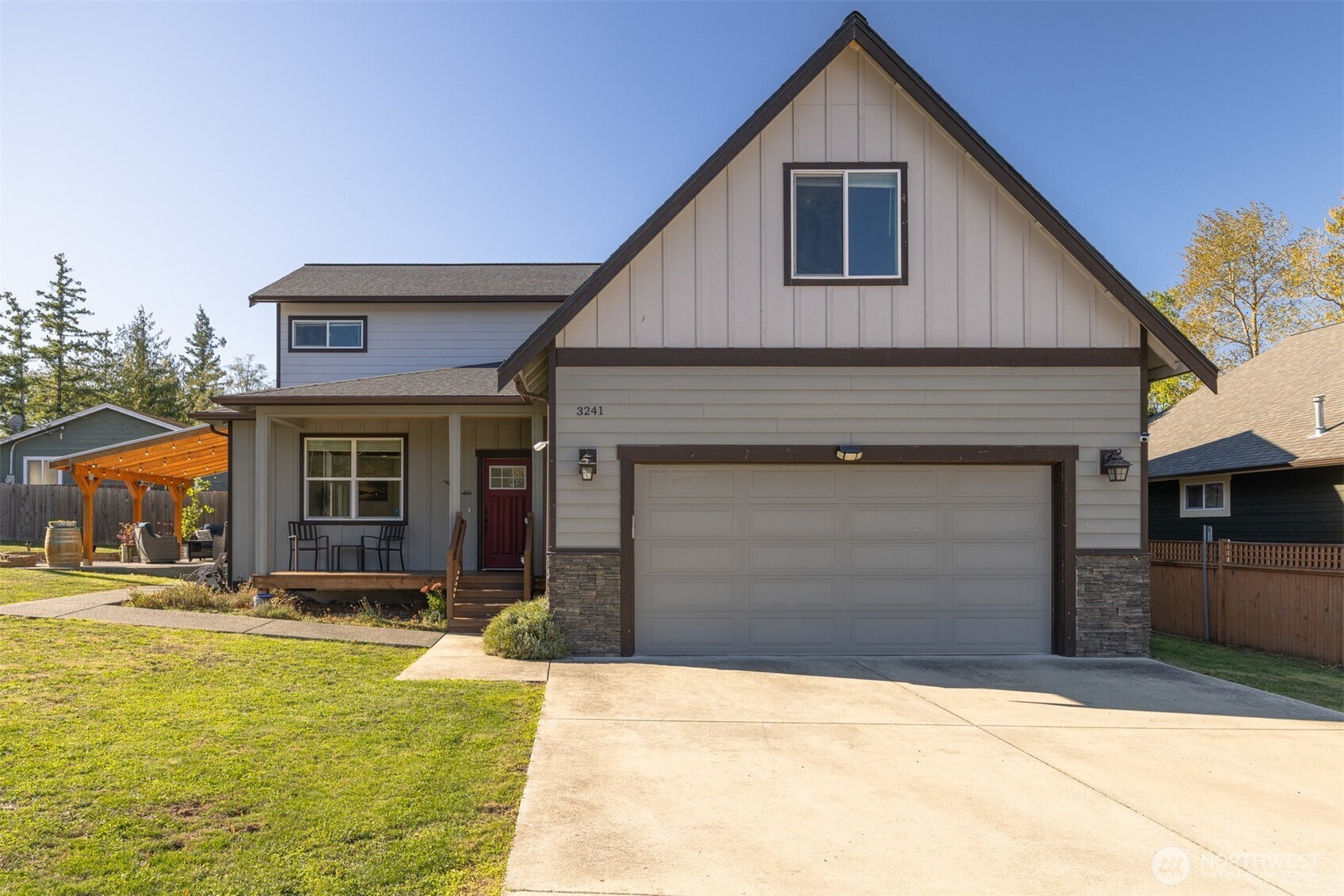 3241 West McLeod Road Bellingham, WA 98225 - Photo 2 of 40