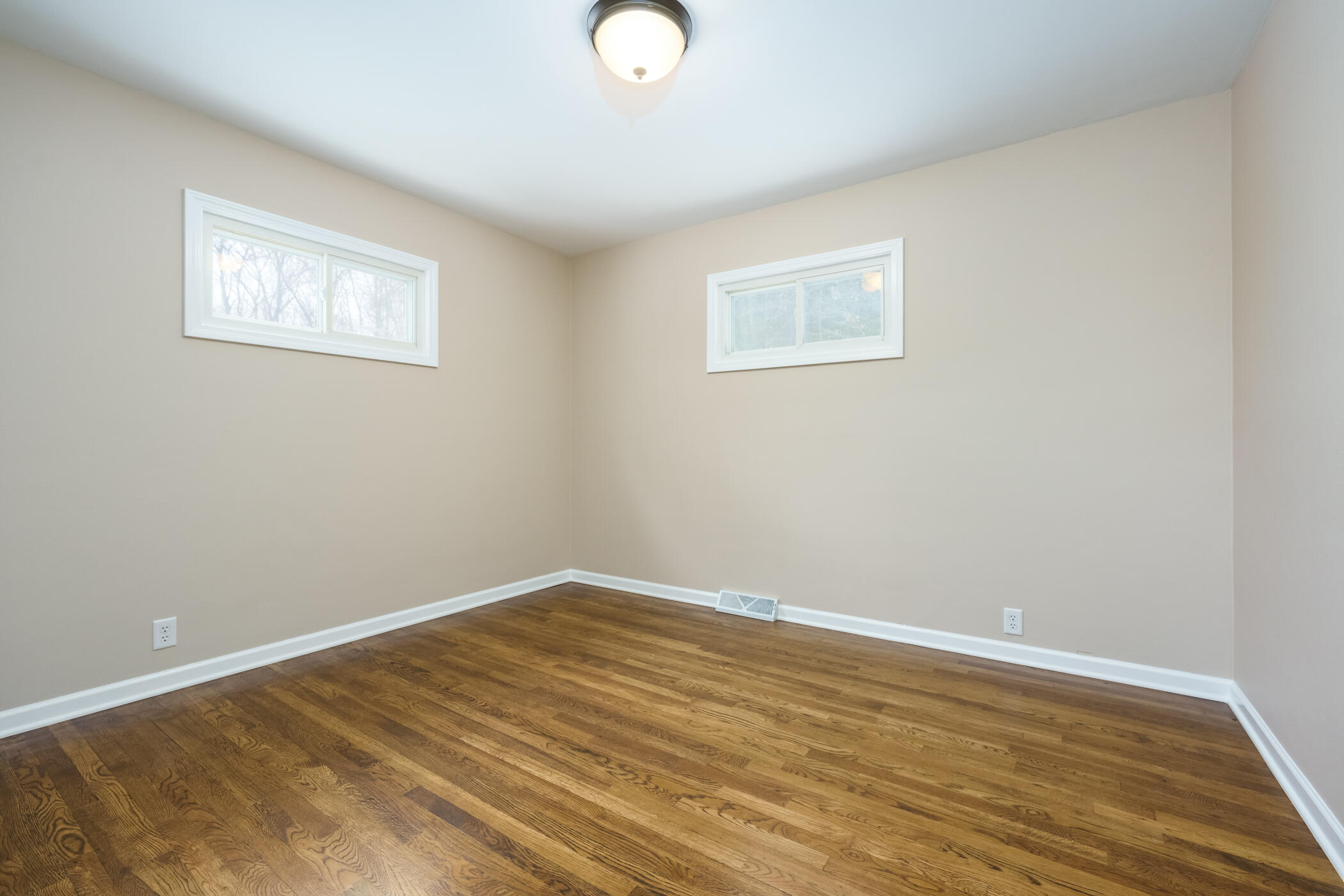2463 Hamilton Road Battle Creek, MI 49017 - Photo 19 of 40 Hamilton_Rd_2463_BattleCreek_49017-18