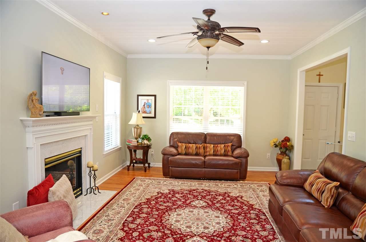 7929 Strawberry Meadows Street Raleigh, NC 27613 - Photo 3 of 23