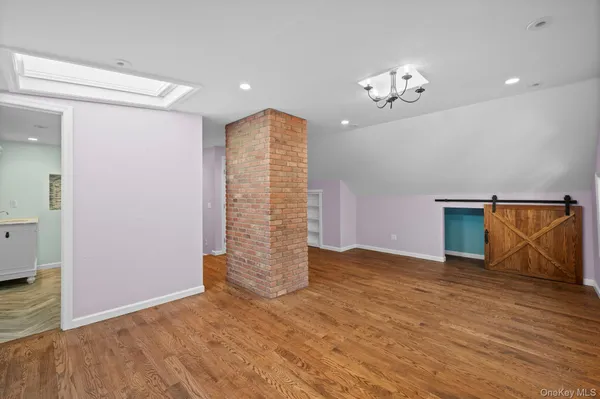 a view of livingroom with hardwood