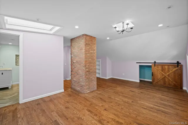 a view of livingroom with hardwood