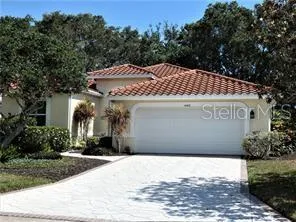 $2,400 | 4062 Westbourne Circle, Sarasota, FL 34238