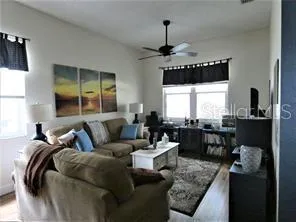 $2,400 | 4062 Westbourne Circle, Sarasota, FL 34238