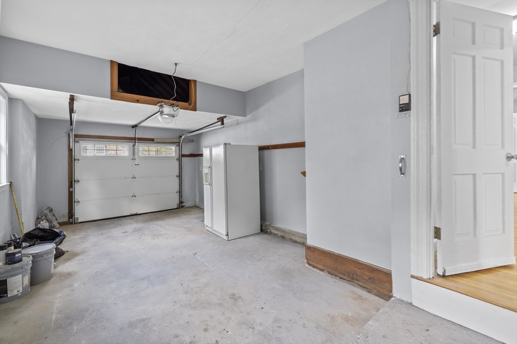 108 Radcliffe Road Belmont, MA 02478 - Photo 20 of 31 an empty room with windows
