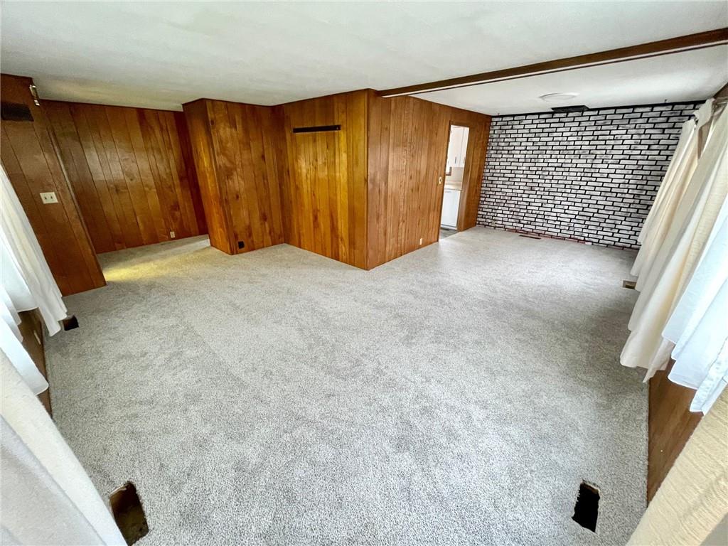 304 Leslie Road Valencia, PA 16059 - Photo 8 of 23 Gallery Image 8